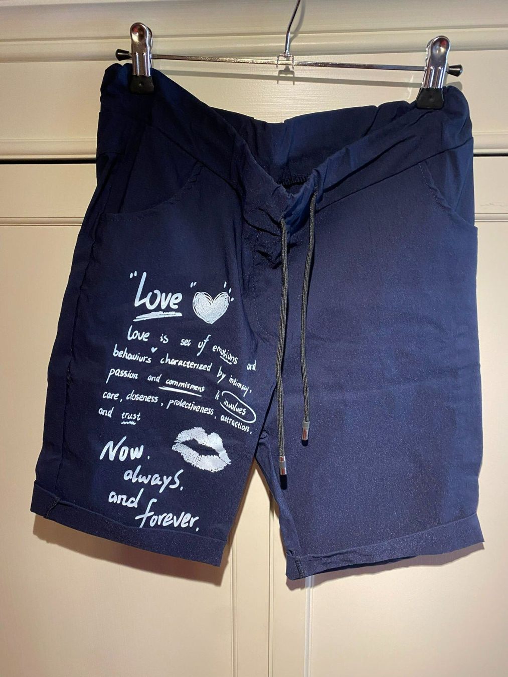 Pantaloni: KURZE HOSEN DAMEN,DUNKELBLAU – Nuovo e nell'imballaggio originale da Meienried venduto da ManuelaBoutique 1