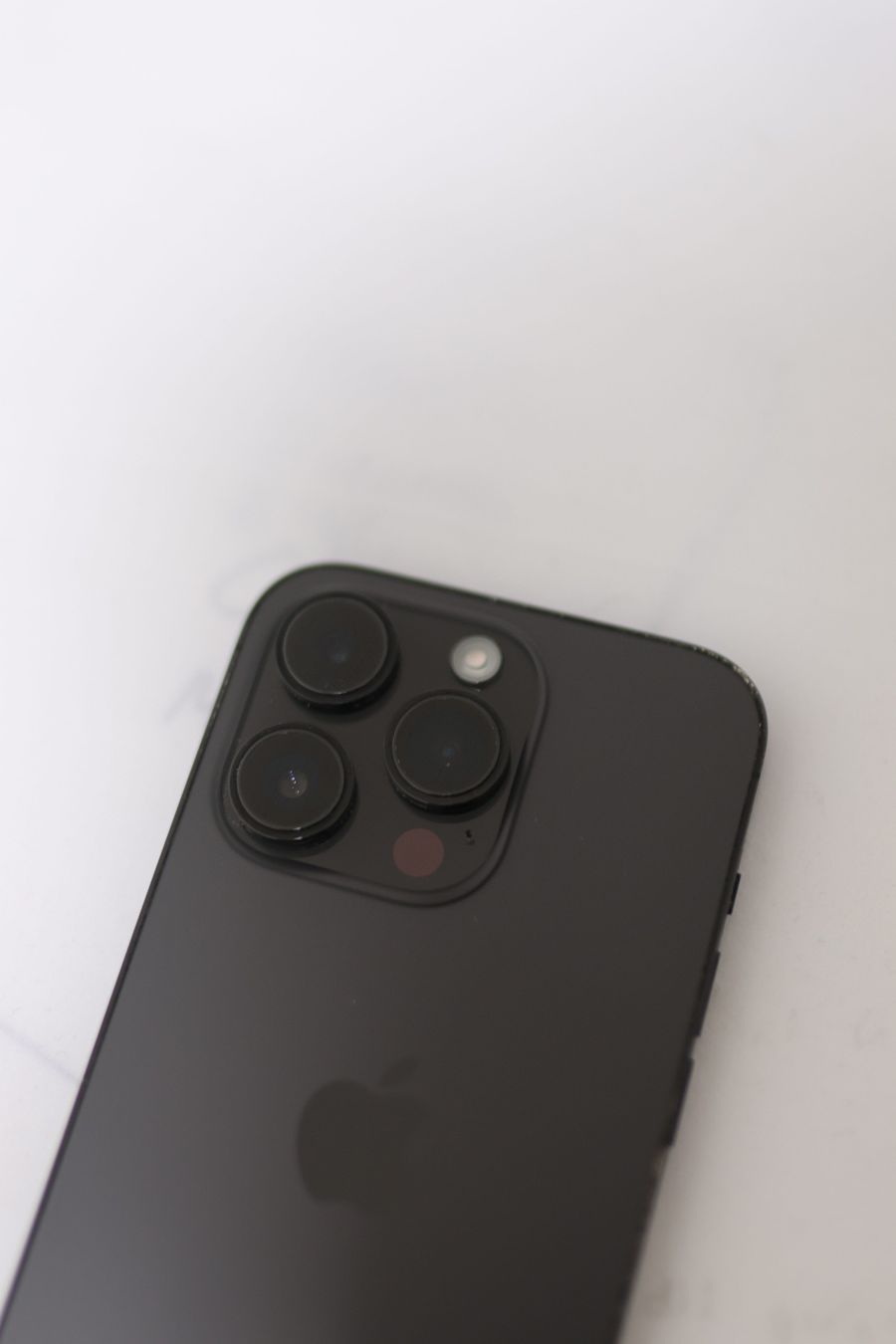 Apple Telefoni cellulari / Smartphones: Apple Iphone 14 Pro Space Black, 256 GB – Usato da Reinach BL venduto da Tscherrer 6