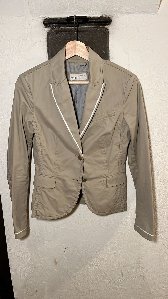 Esprit Giacche: Esprit Damen Blazer Grösse 36 – Nuovo (secondo la descrizione) da Fischingen venduto da nat_9qn7