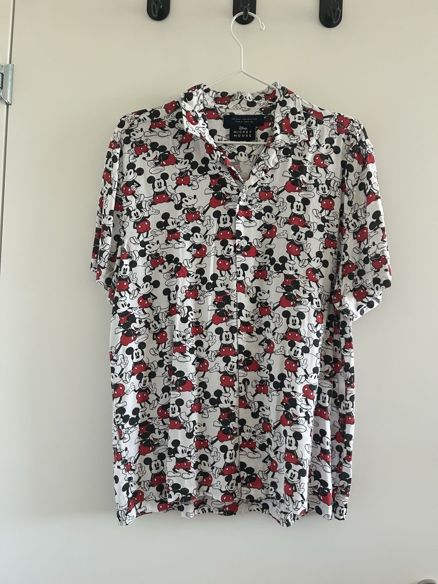 Disney Camicie: Mickey Mouse Hemd Grösse M Lefties – Usato da Uster venduto da xBeccax