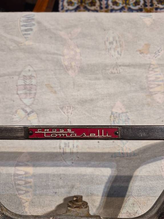 Parti ricambio per ciclomotori: Manubrio Tommaselli Cross – Usato da Riva San Vitale venduto da Marneta 3
