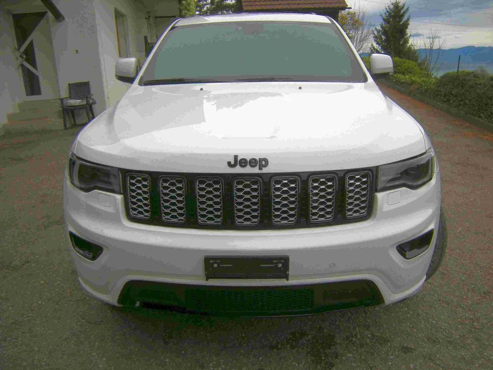 Winterauto mit Stil: Jeep Grand Cherokee 3CRD Night Eagle: