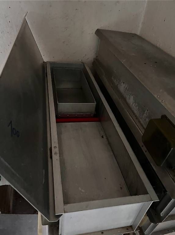 Tutti gli attrezzi: Alimentatori automatici per pesci a nastro  – Usato da Ligornetto venduto da DaniCeller