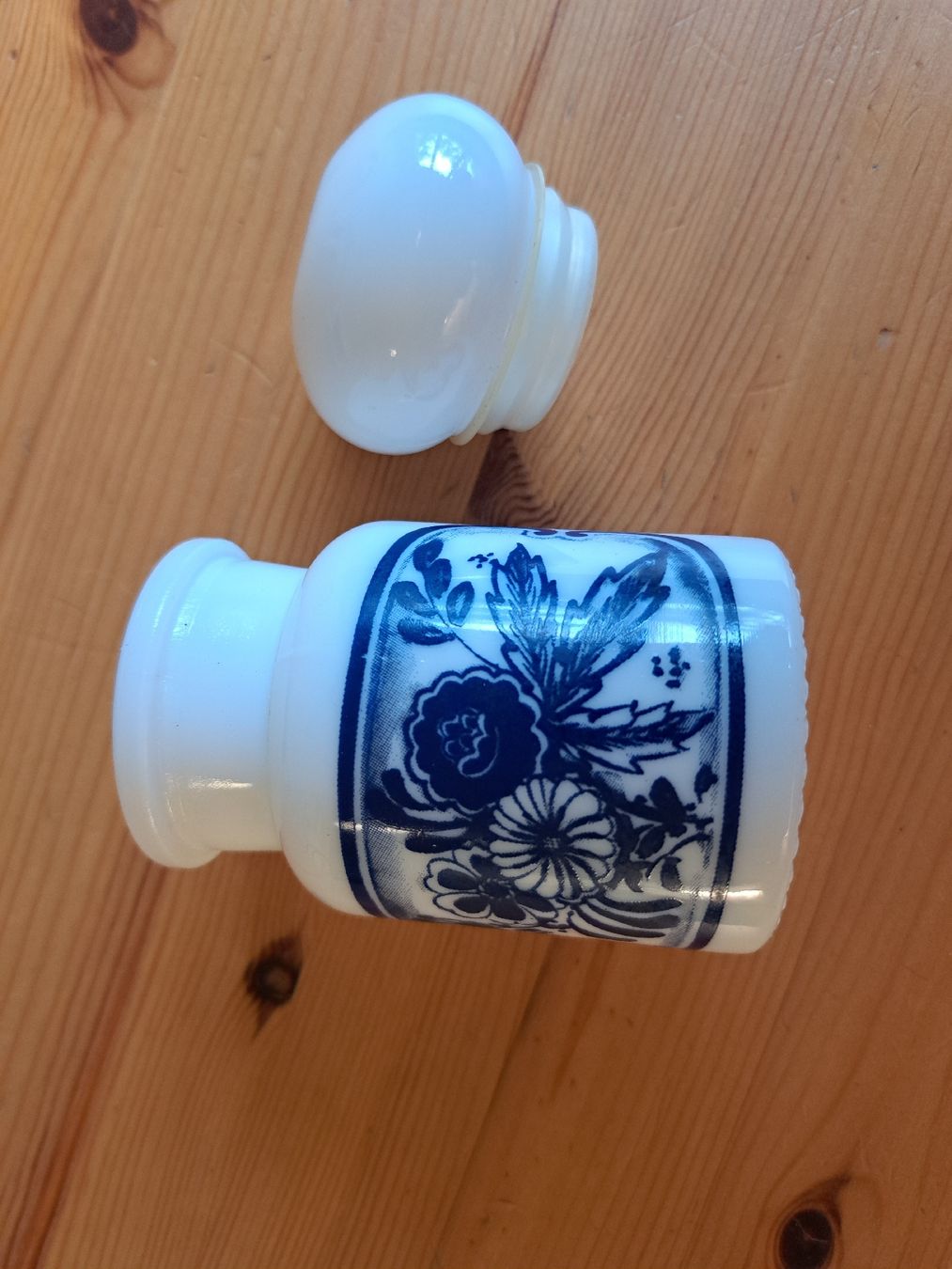 Contenitori & Simili: Pot à épices vintage  – Usato da Meinier venduto da Kmideverlaine 4