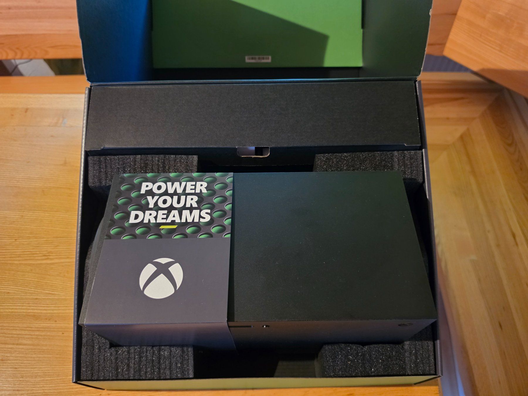Microsoft Konsolen: X Box Series x mit 2 Kontroller Top! – Gebraucht aus triesenberg von wisi369 3