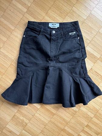 NEU Schwarzer Jeansrock Gr. 36 MSGM NP399.-