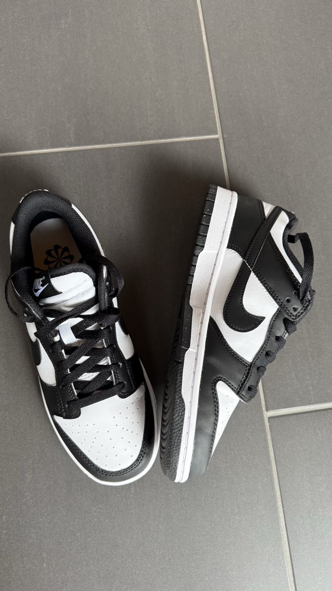 Scarpe da donna: Nike Dunk next nature low white/ black – Nuovo (secondo la descrizione) da Chur venduto da han_cy28 2