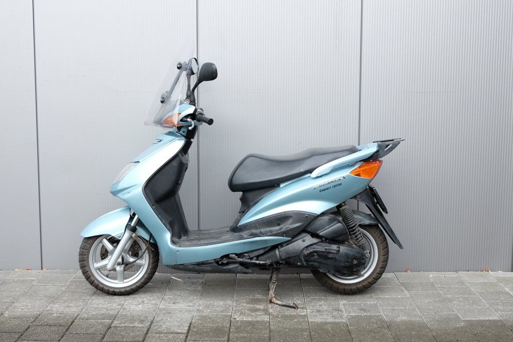 Yamaha Scooter: Yamaha XC125 Cygnus X – Usato da Sargans venduto da pirelli146