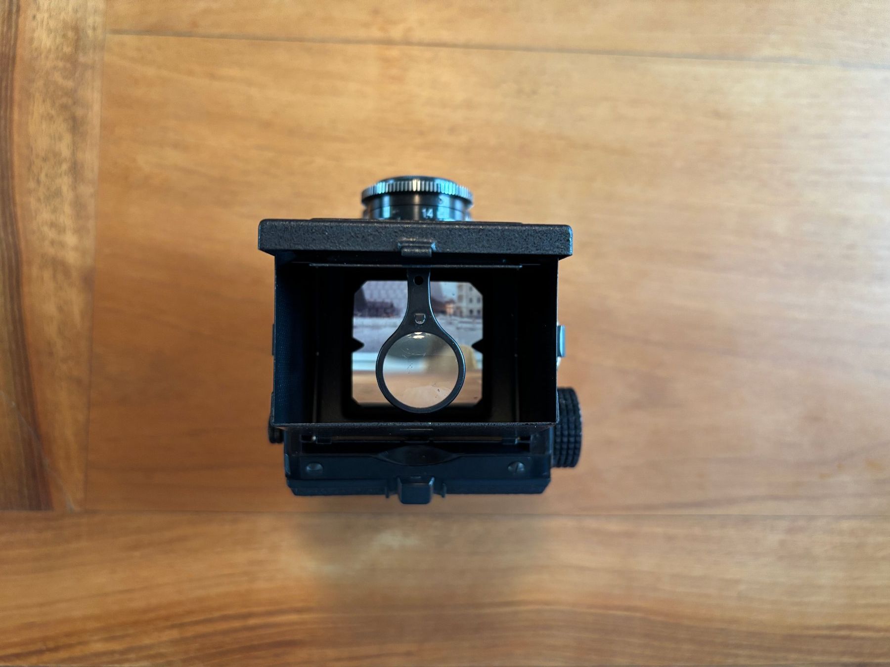 Lomo Fotocamera: Lomo Lubitel 166B 6x6 Mittelformat TLR – Usato da Bern venduto da benzofat 8