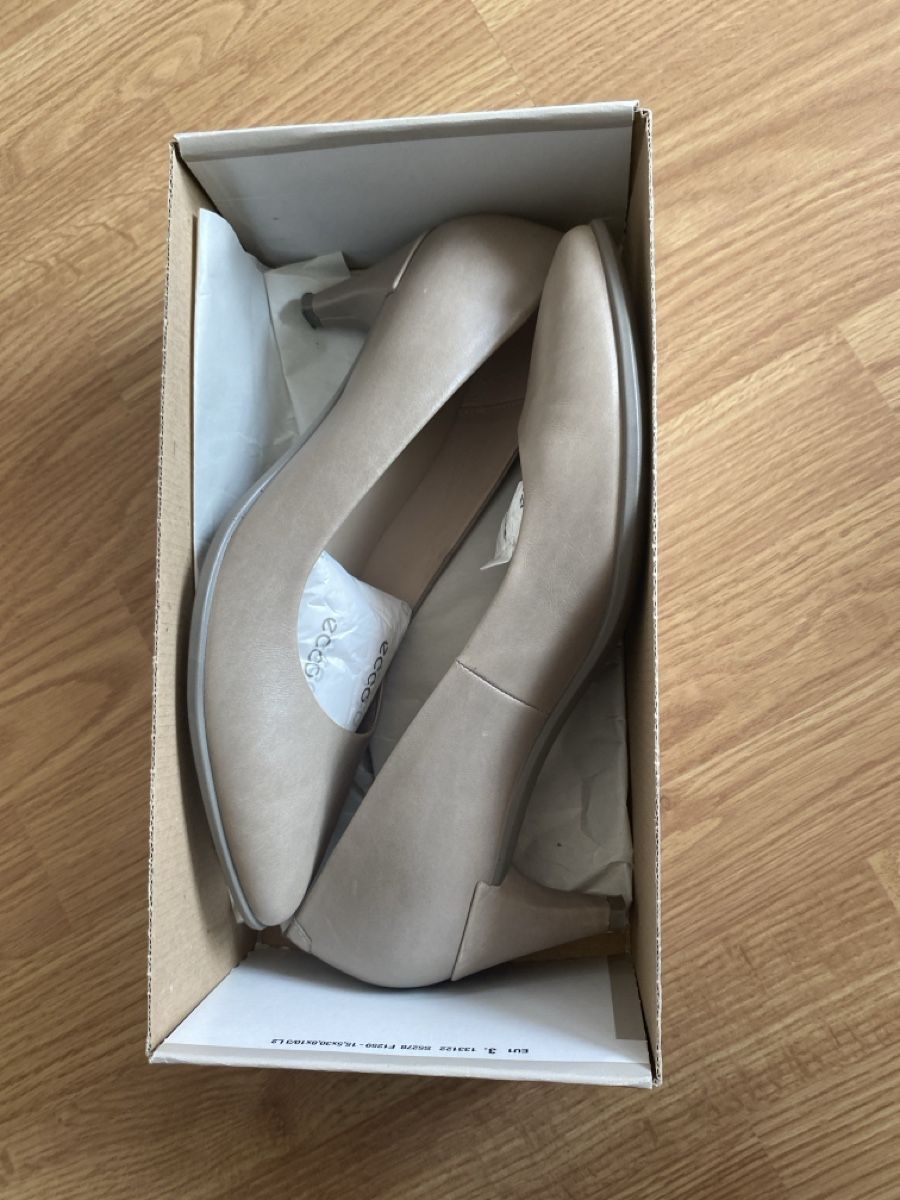Ecco Scarpe da donna: Scarpe col tacco ECCO numero 41 – Nuovo e nell'imballaggio originale da Vacallo venduto da lac_2z26 3
