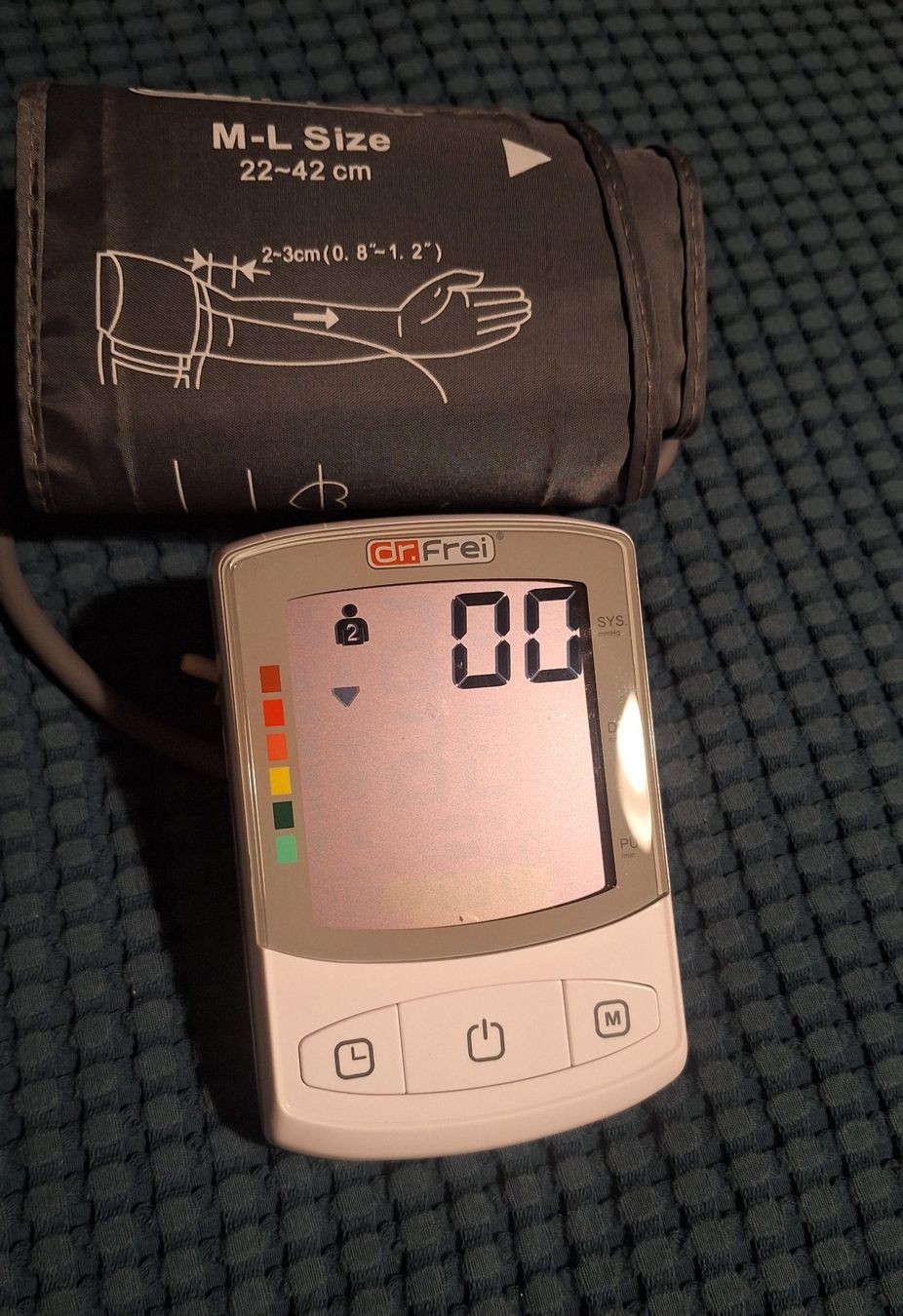 Attrezzature mediche: Tensiomètre Dr. Frei M-L 22-42cm – Usato da Goldach venduto da Mischyta
