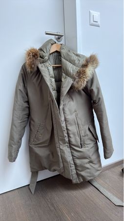 Winter parka olive green with fur hood like new