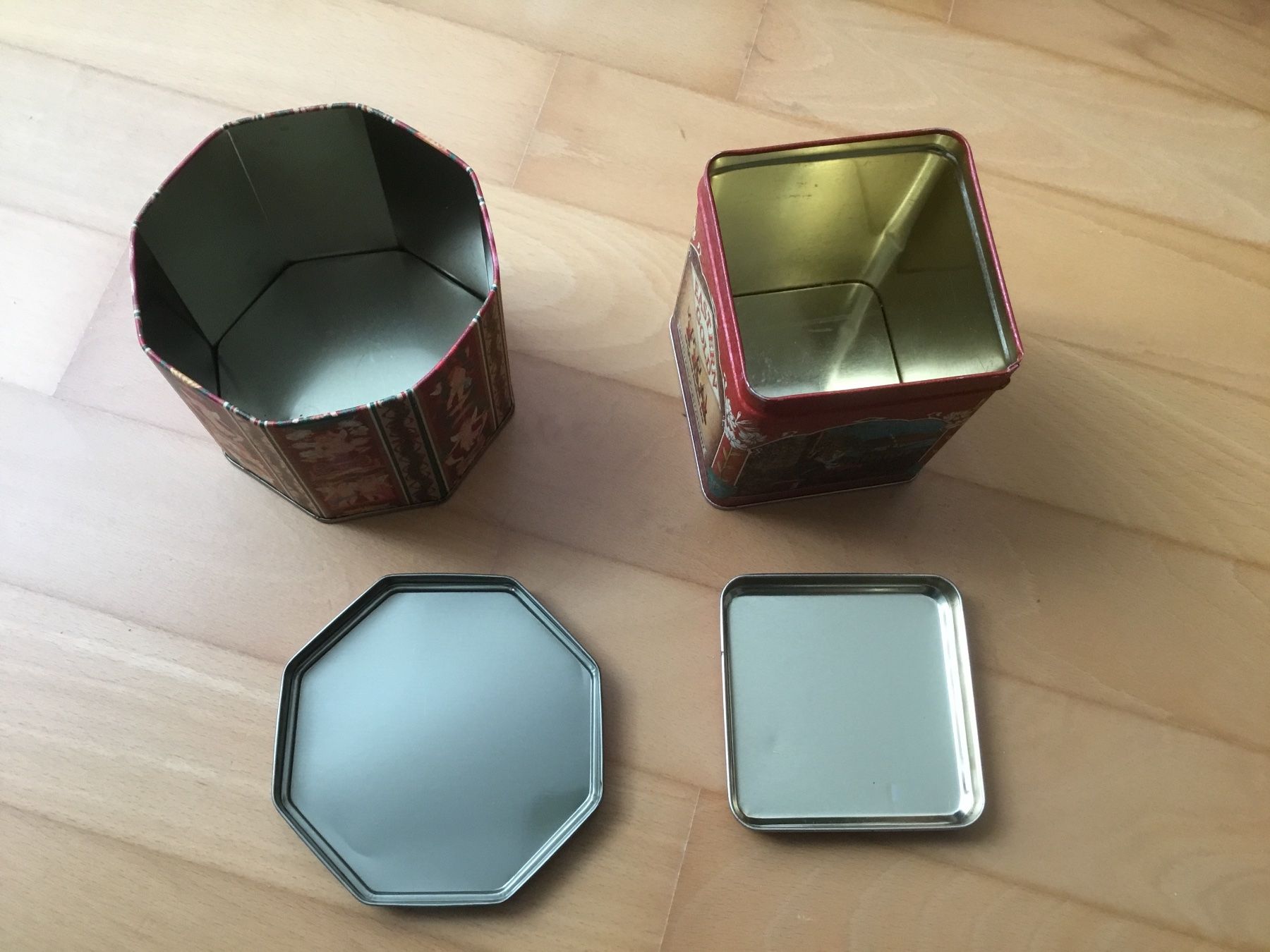 Alle Dekorationen: Zwei Blechdosen Eastern Gold Tea Dekor – Gebraucht aus Kerzers von Georges3210 3