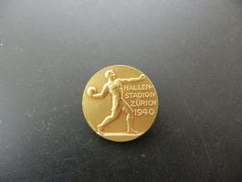 Altes Abzeichen Hallenstadion Zürich 1940 vergoldet