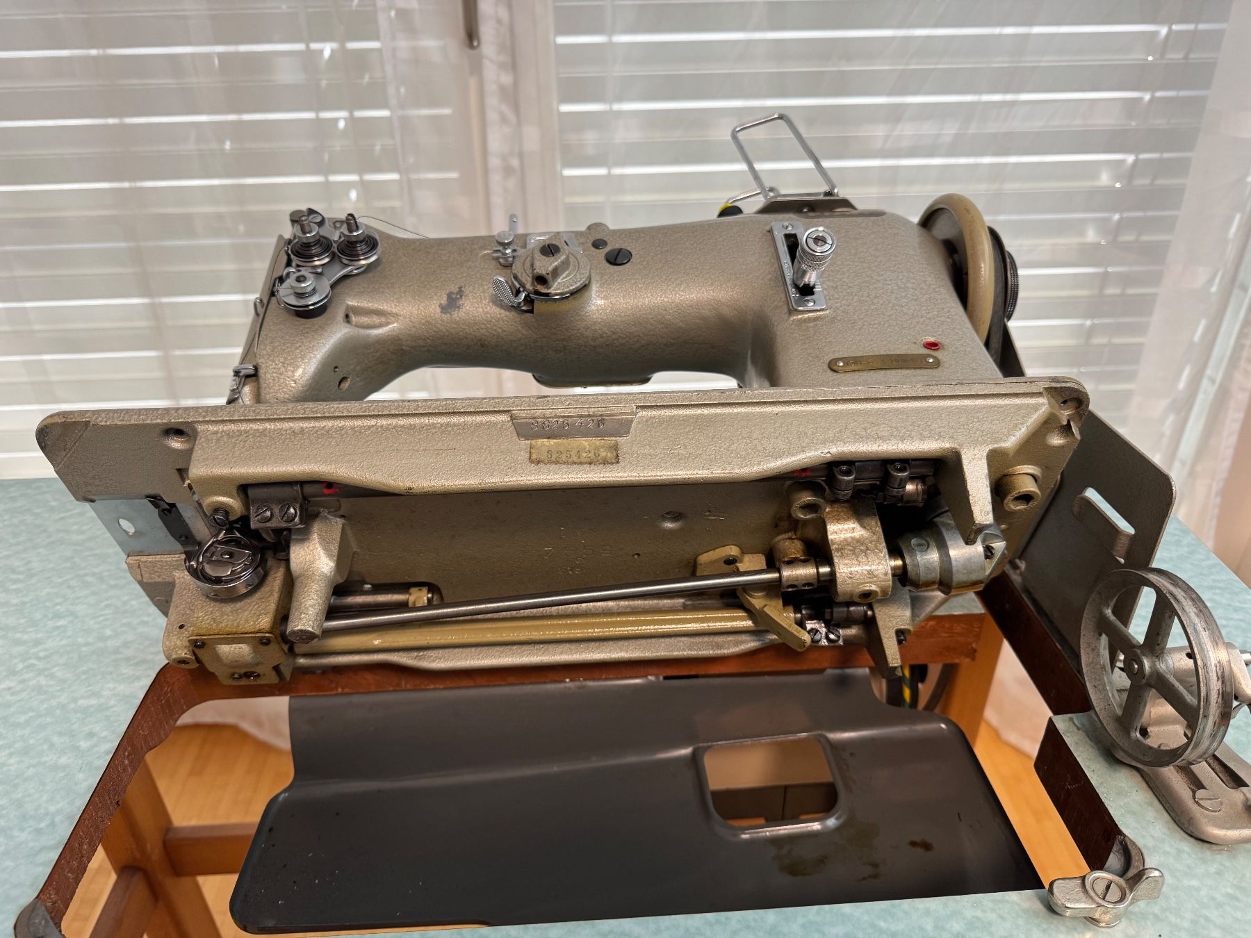 Pfaff Machines à coudre: Pfaff Industrienähmaschine 138 – D'occasion à Neuenegg par the_donald 2