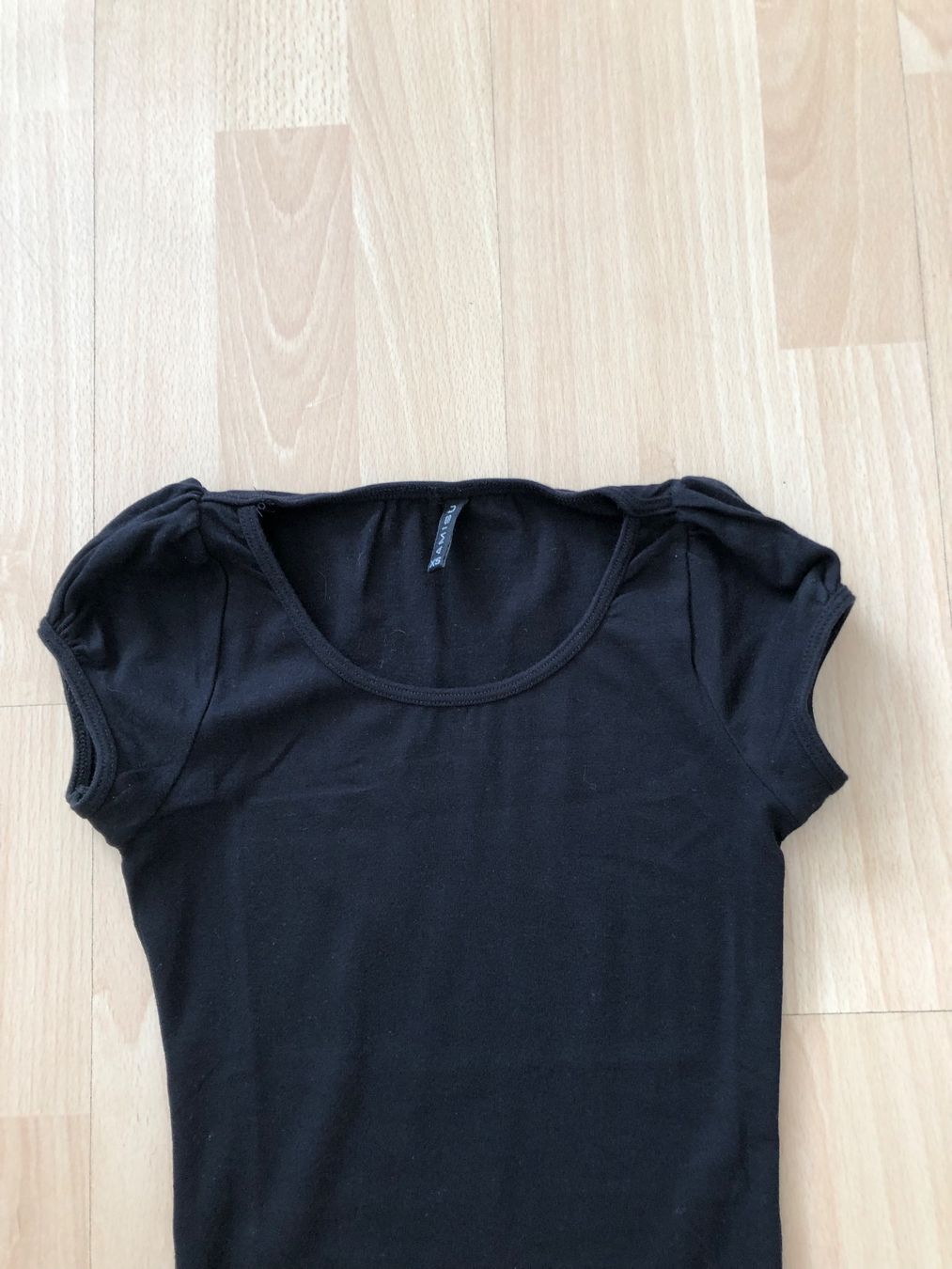 T-shirt: Amisu Shirt Gr.XS – Nuovo (secondo la descrizione) da Chur venduto da vicky7 1