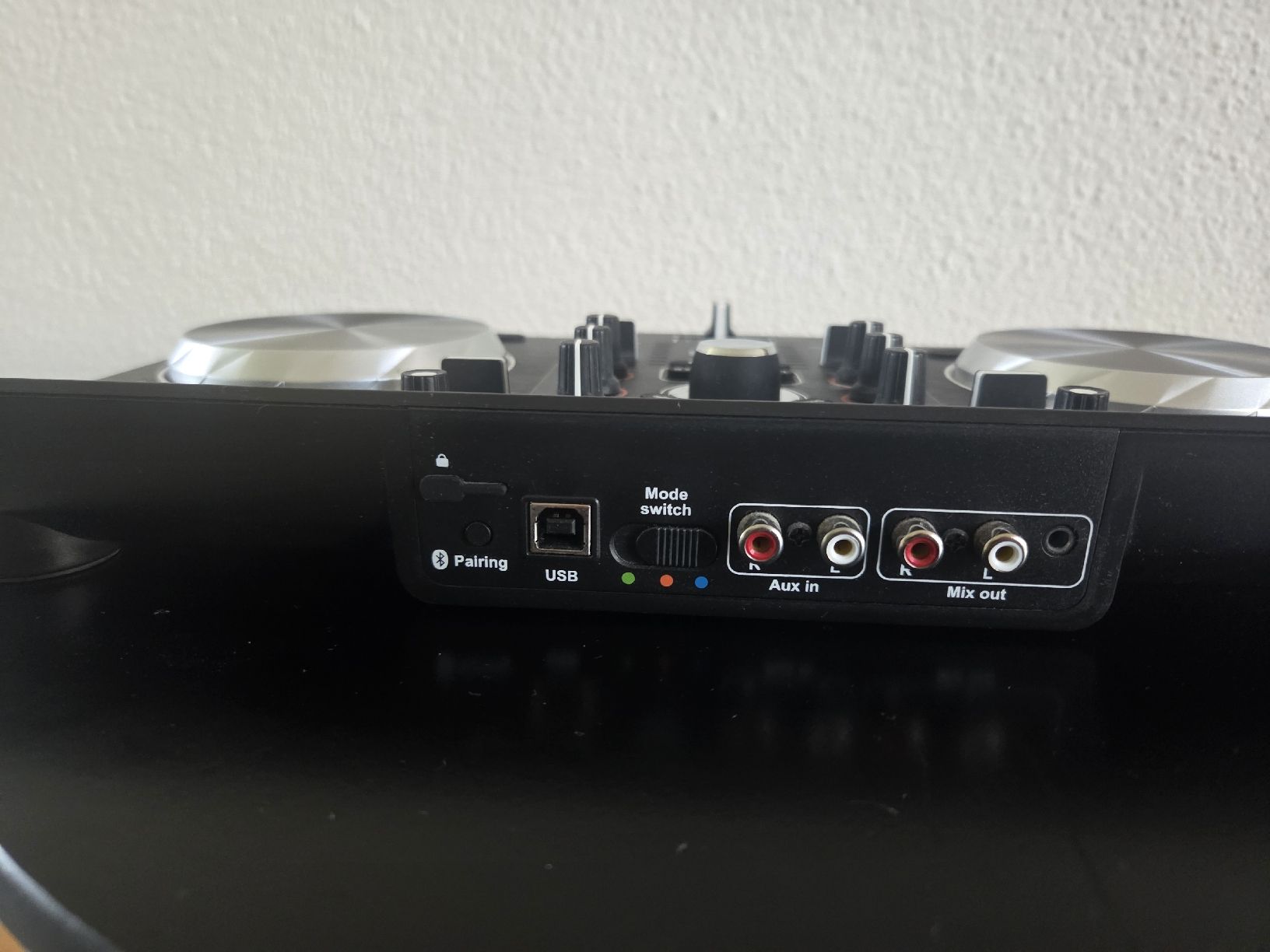 Hercules Console di mixaggio: Hercules Universal DJ Controller – Top Zustand – Usato da Ebikon venduto da severin.froehlich 4