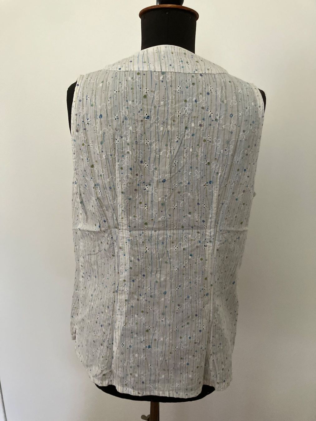 Blusen: Ärmellose Baumwollbluse – Neu (gemäss Beschreibung) aus Lenzburg von ann_8hmk 2