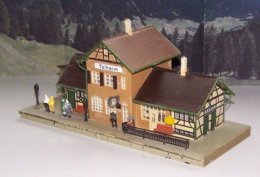 Faller H0 105: Bahnhof Talheim mit Figuren, Fertigbau | Kaufen auf Ricardo