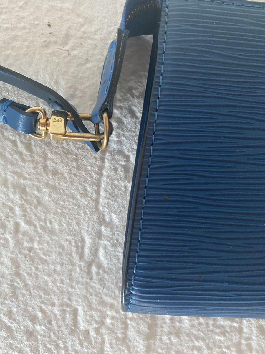 Louis Vuitton Borse da donna: Louis Vuitton epi Pochette neuwerig – Nuovo (secondo la descrizione) da Luzern venduto da sybisy 3