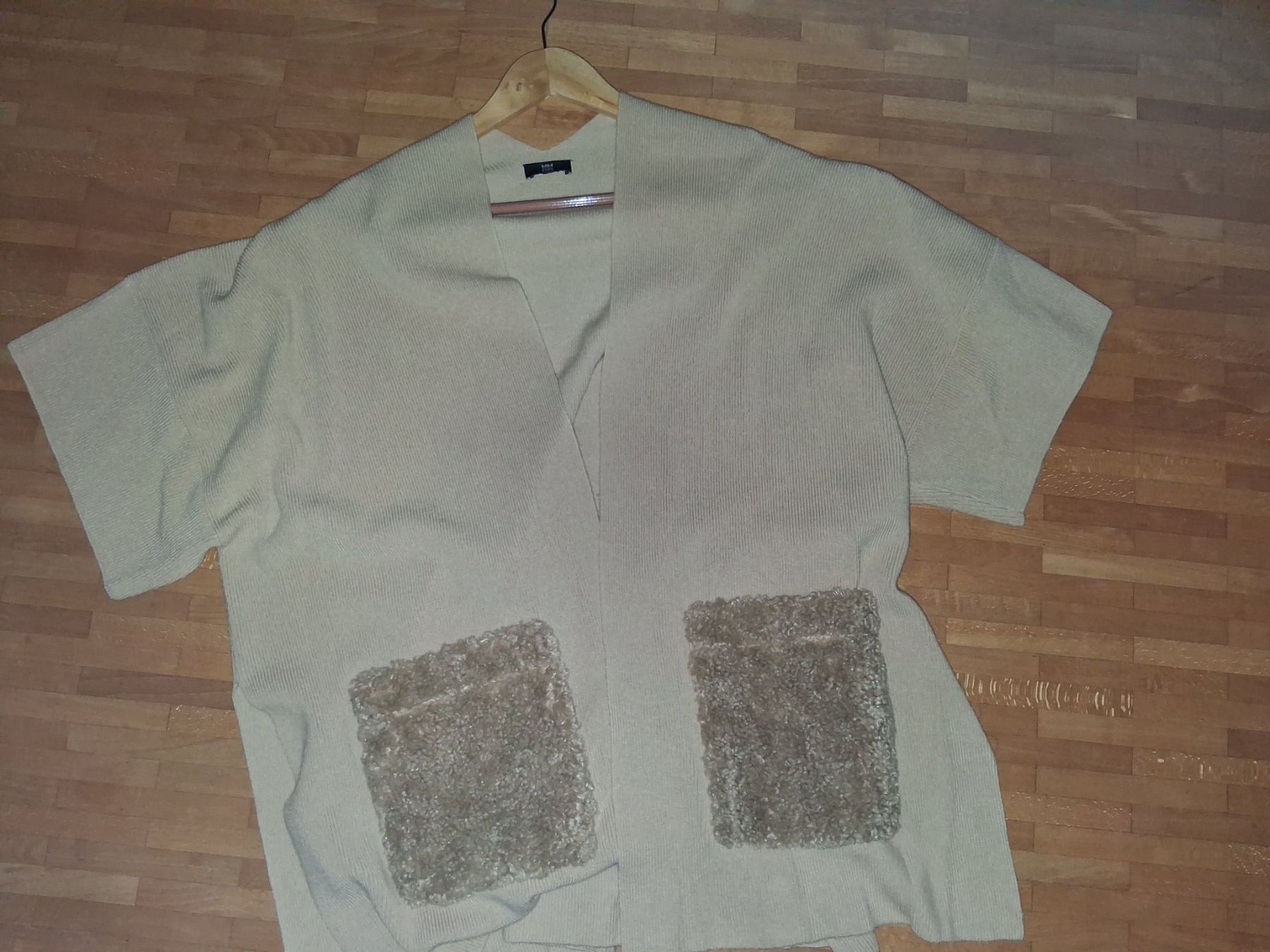 Riani Altro in Moda donna: RIANI. Poncho, Cape . Wolle – Usato da Wetzikon ZH venduto da med_2y76 5