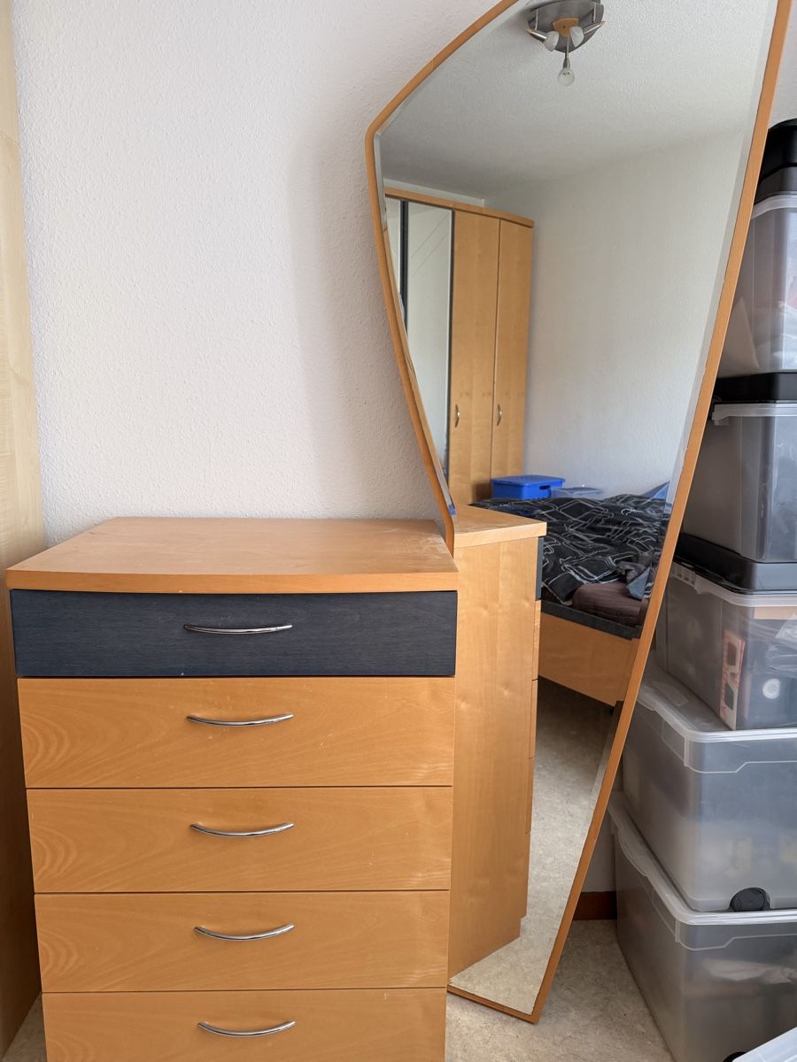 Commodes: Kommode mit Spiegel – D'occasion à Münchwilen TG par fab_7c8x 1