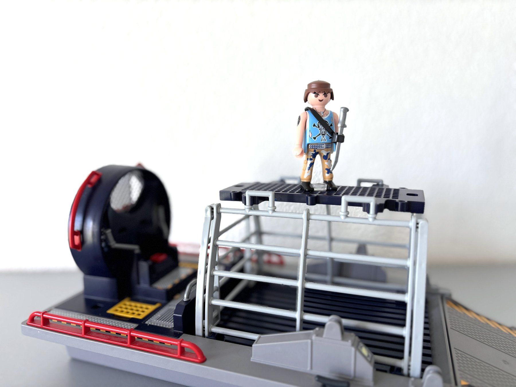 Playmobil Giocattoli: Playmobil Propellerboot Airboat mit Käfig Boot Heckklappe – Usato da Holzhäusern ZG venduto da paula_w 1