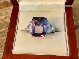 SEHR SCHÖNER RING MIT SCHMUCKSTEINE GESTEMPELT 925, GR.60