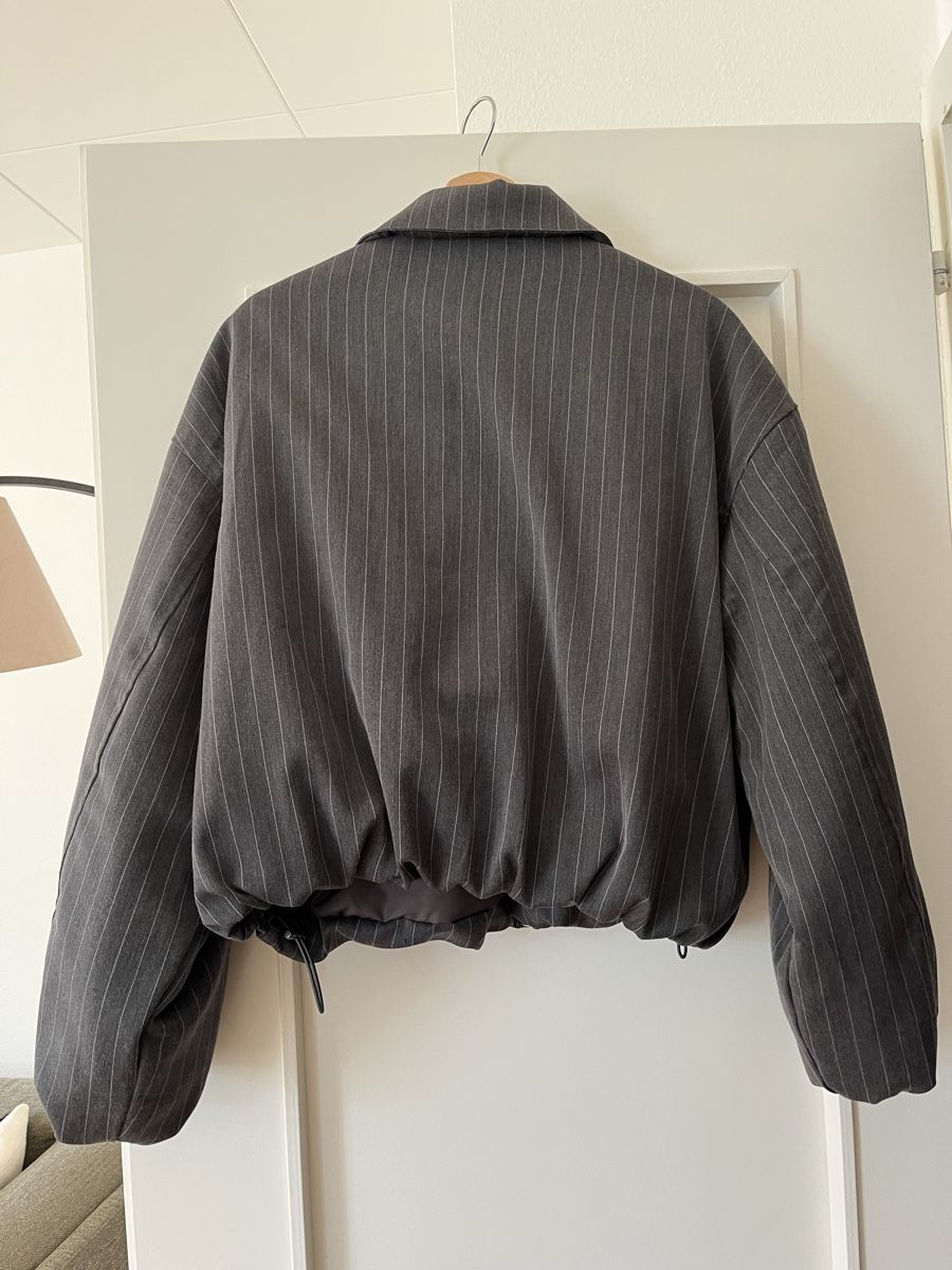 Monki Jacken: Monki Pinstripe Bomber Jacket – Neu (gemäss Beschreibung) aus Lausanne von NoraPlethora 3