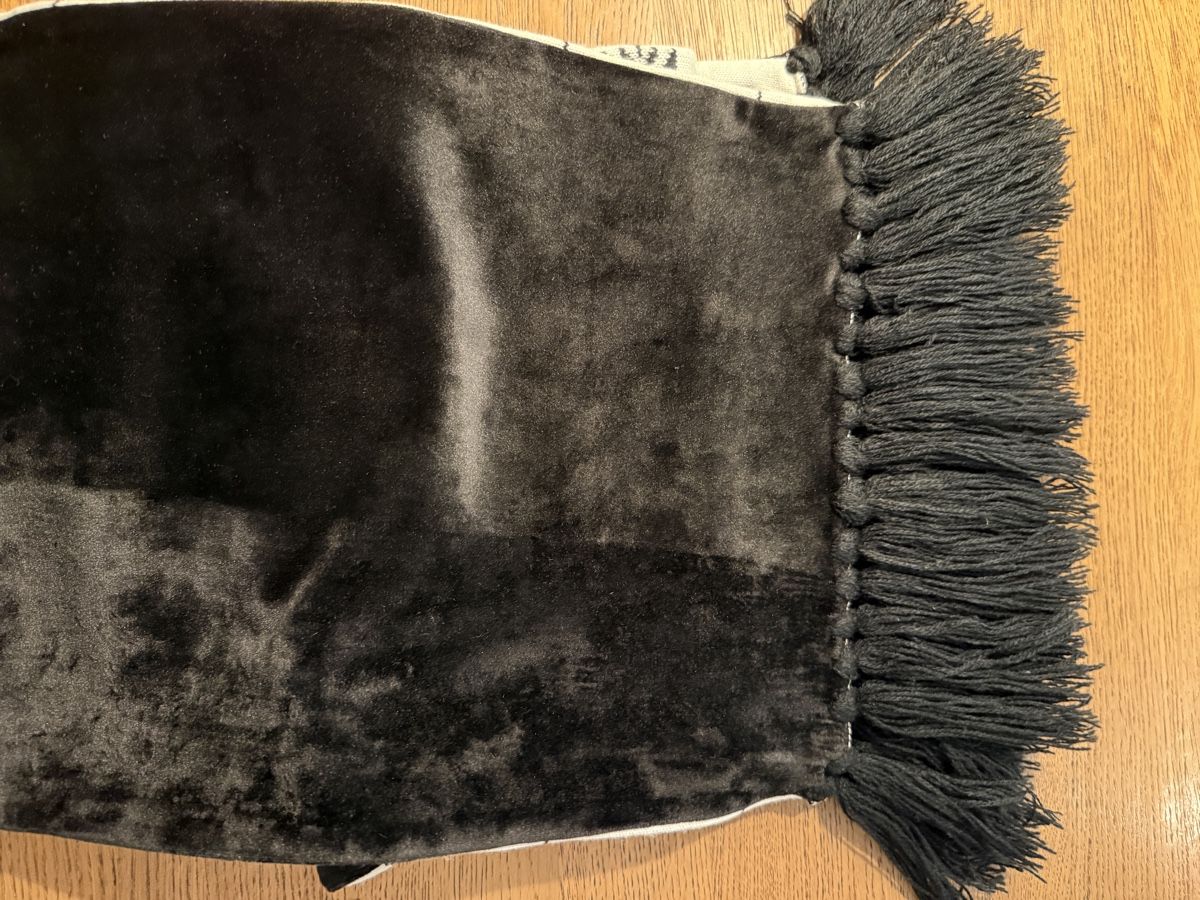 Foulard & Sciarpe: Schal BELOWZERO, neuwertig, mit Fransen, Winter Look! – Usato da Brunegg venduto da kiki_faca 2
