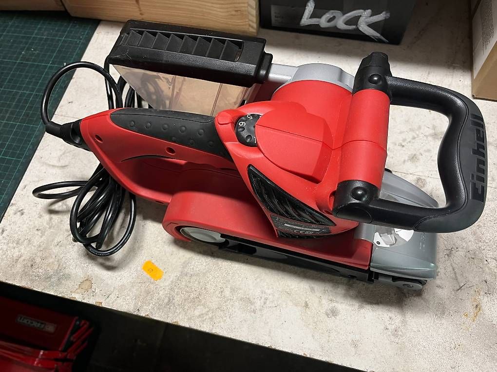Einhell Smerigliatrici & Lucidatrici: Ponceuse à bandes - Einhell TE BS 8540 – Usato da Lausanne venduto da lae_c5zc 2