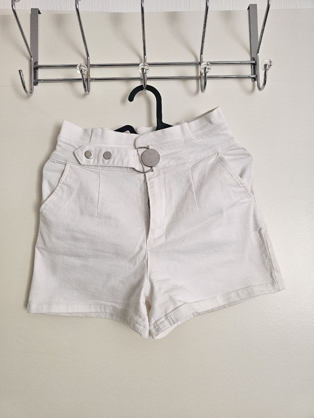 Jeans: short blanc taille haute – Gebraucht aus Vevey von Namani_02