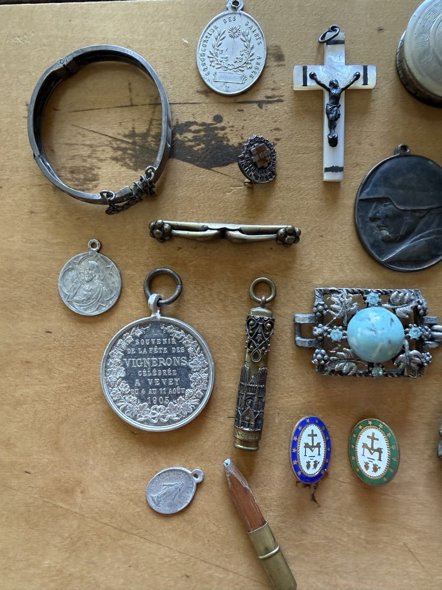 Altri gioielli: Lot de bijoux – Usato da Les Bayards venduto da aout 1