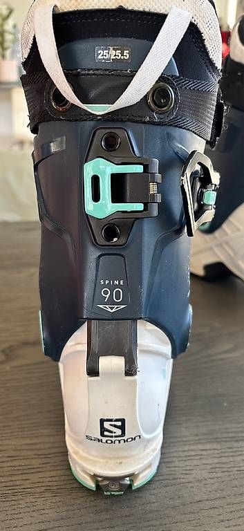 Salomon Scarpe da donna: Chaussures Salomon MTN explore W – Usato da Vessy venduto da matzou 1