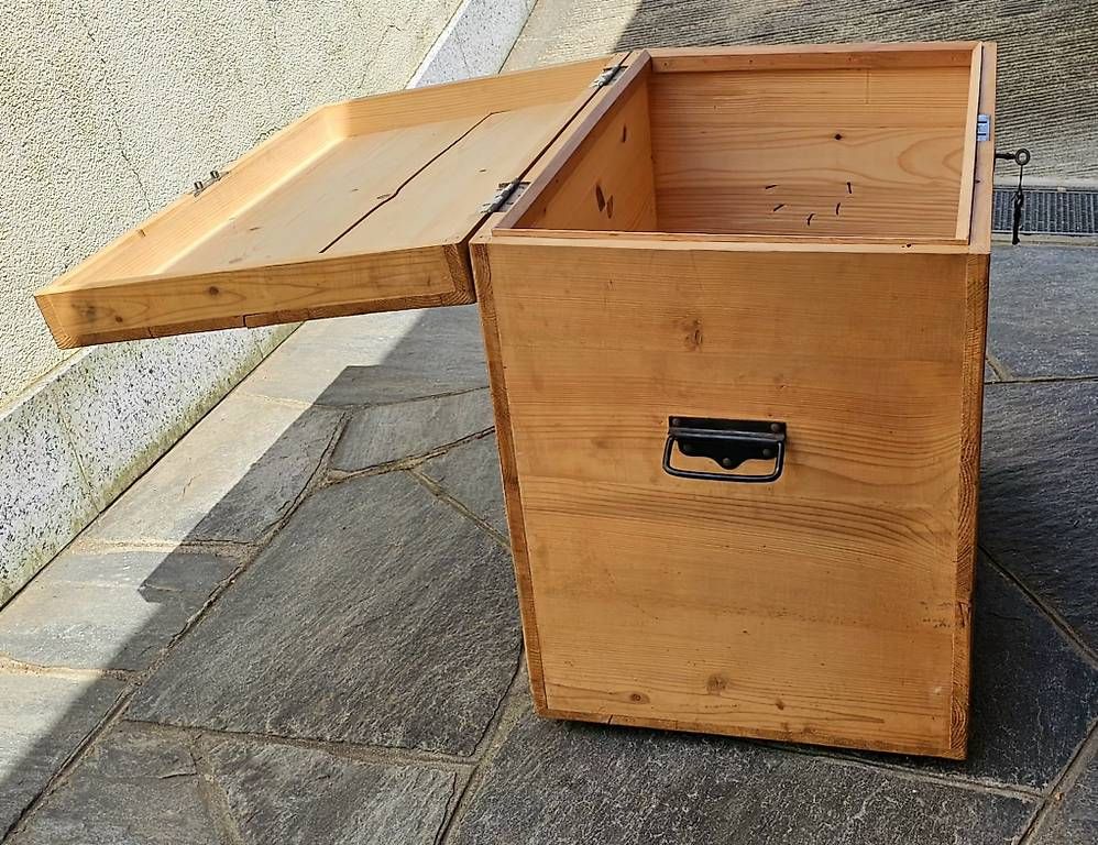 Cassapanche: Cassa in legno massiccio  – Usato da Lugano venduto da ale_py9y 1