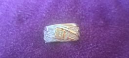Weissgold Ring mit 0.35 Karat gelblichem Diamant