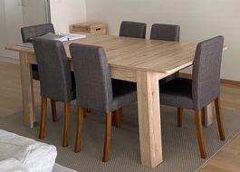 Table extensible imitation chêne + 6 chaises – Excellent éta