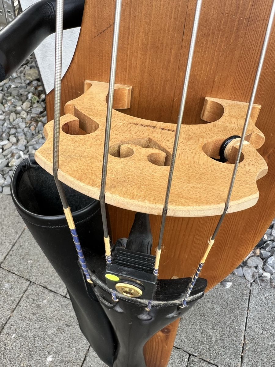 Strumenti musicali: E-Kontrabass 3/4 – Usato da Schüpfheim venduto da ukb5 4