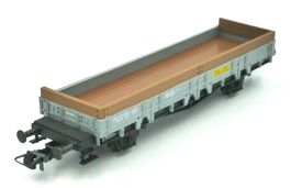 Neuwertiger Flachwagen/Rungenwagen SBB H0 AC AKU 1035