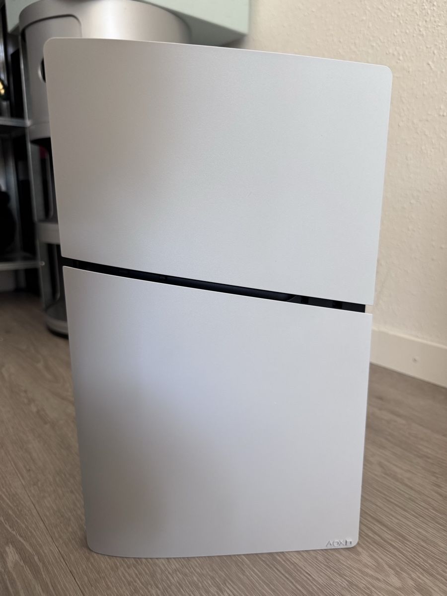 Sony Consoles: Playstation 5 Digital Edition matt + 1 Controller – D'occasion à Münchenbuchsee par Leda53 2