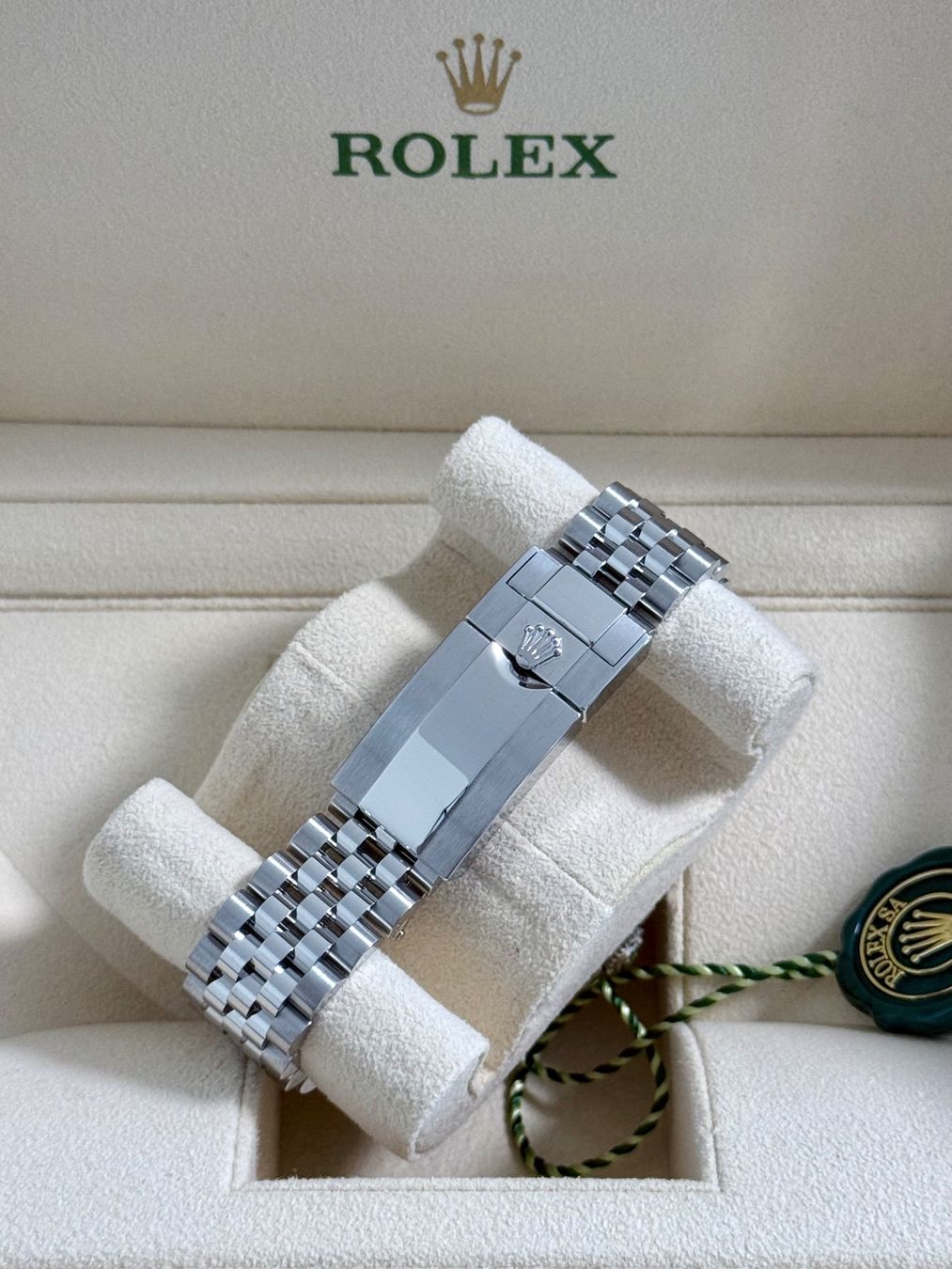 Rolex Uhren: Rolex GMT Master Pepsi 2020 New – Neu und originalverpackt aus Bülach von Buli.watches 4