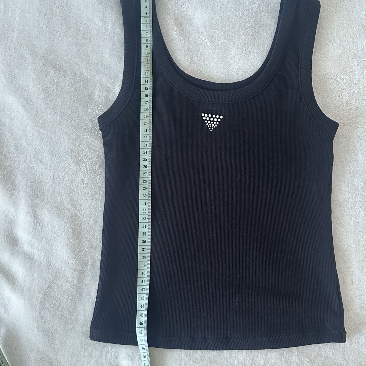 Guess Tops: Guess Y2K Rhinestone Tank Top – Gebraucht aus Givisiez von dor_xb9k 4