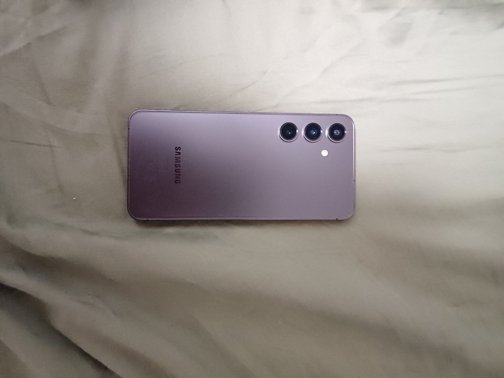 Samsung Telefoni cellulari / Smartphones: Samsung S24 Onyx, 256 Go, avec protection et boite – Nuovo (secondo la descrizione) da Fribourg venduto da alb_s77f 1