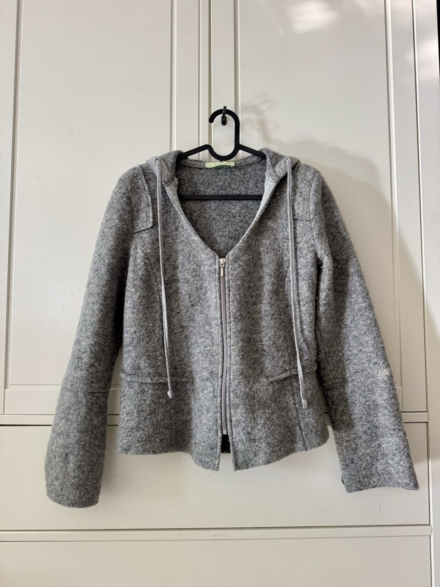 Giacche: Cosy Wool Blend Hooded Jacket, Gr. 38, Grey – Usato da Bülach venduto da dan_7scp