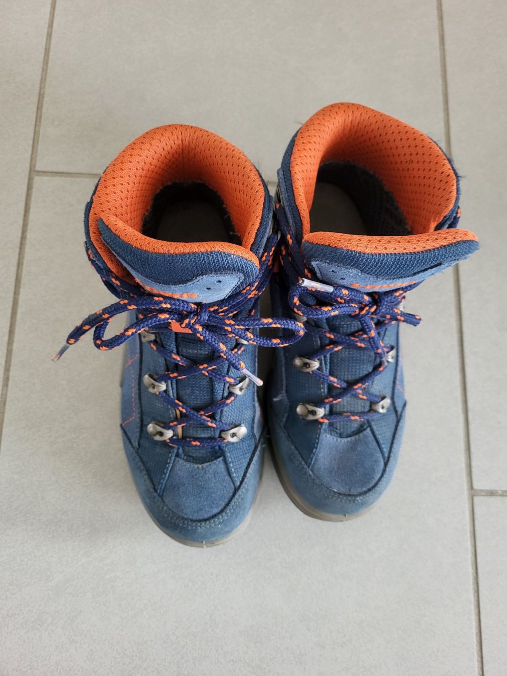 Lowa Scarpe per ragazzi: Löwa Wanderschuhe gr. 31 Gore Tex top Zustand – Usato da Boswil venduto da i12i 4