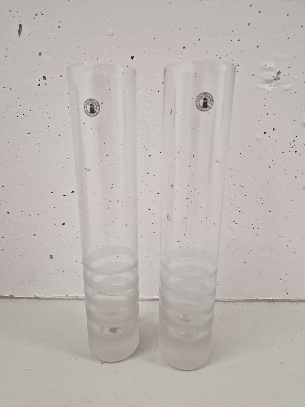 Vase & Récipients: 2x hohe Glasvasen – D'occasion à Aarau Rohr par HappyKoala