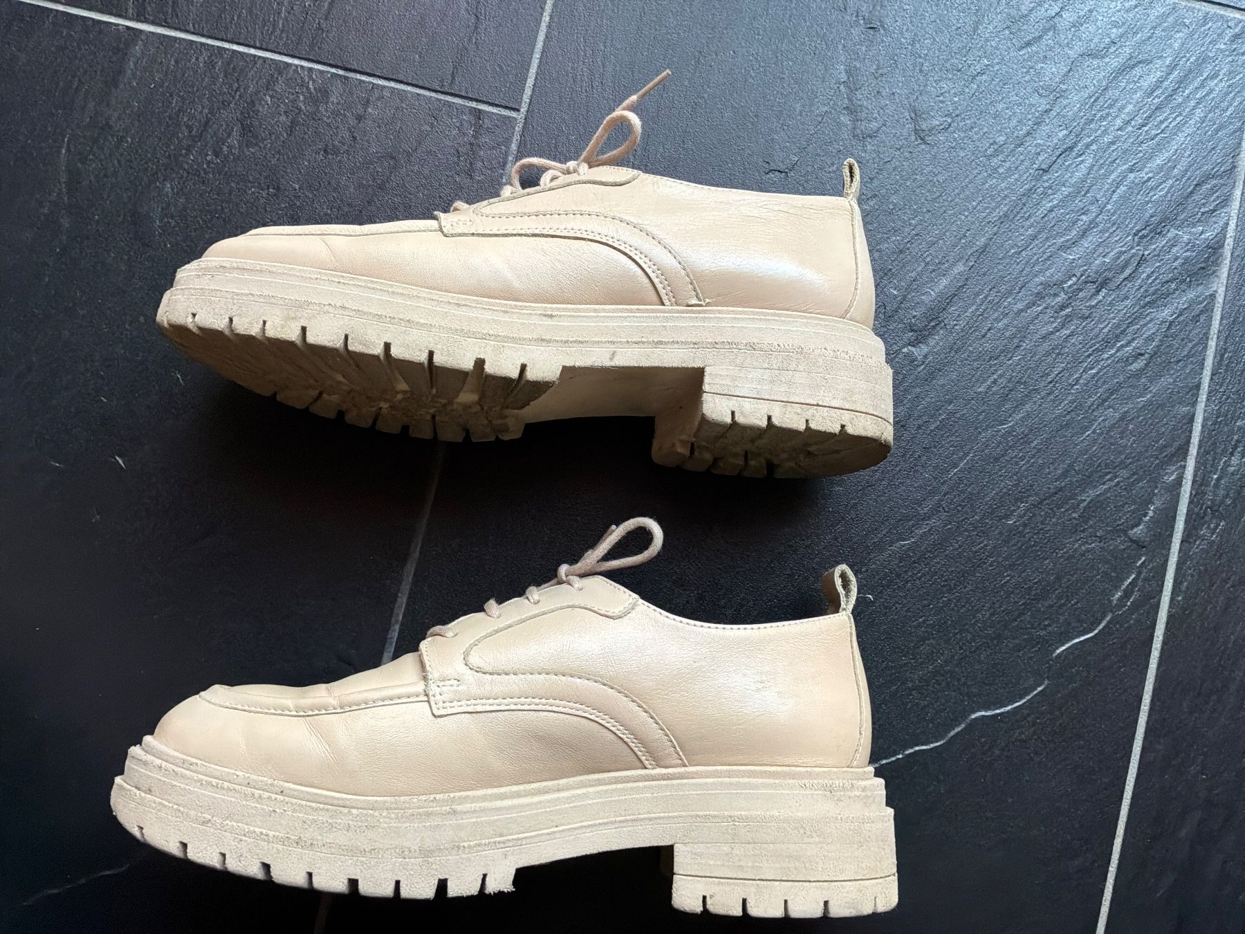 Scarpe da donna: Halbschuhe San Marina beige Grösse 37 – Nuovo (secondo la descrizione) da Bremgarten AG venduto da Belana0 4