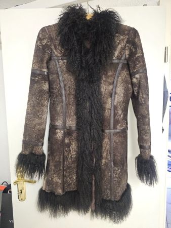 Wintermantel aus Lammfell Grösse 38 /M
