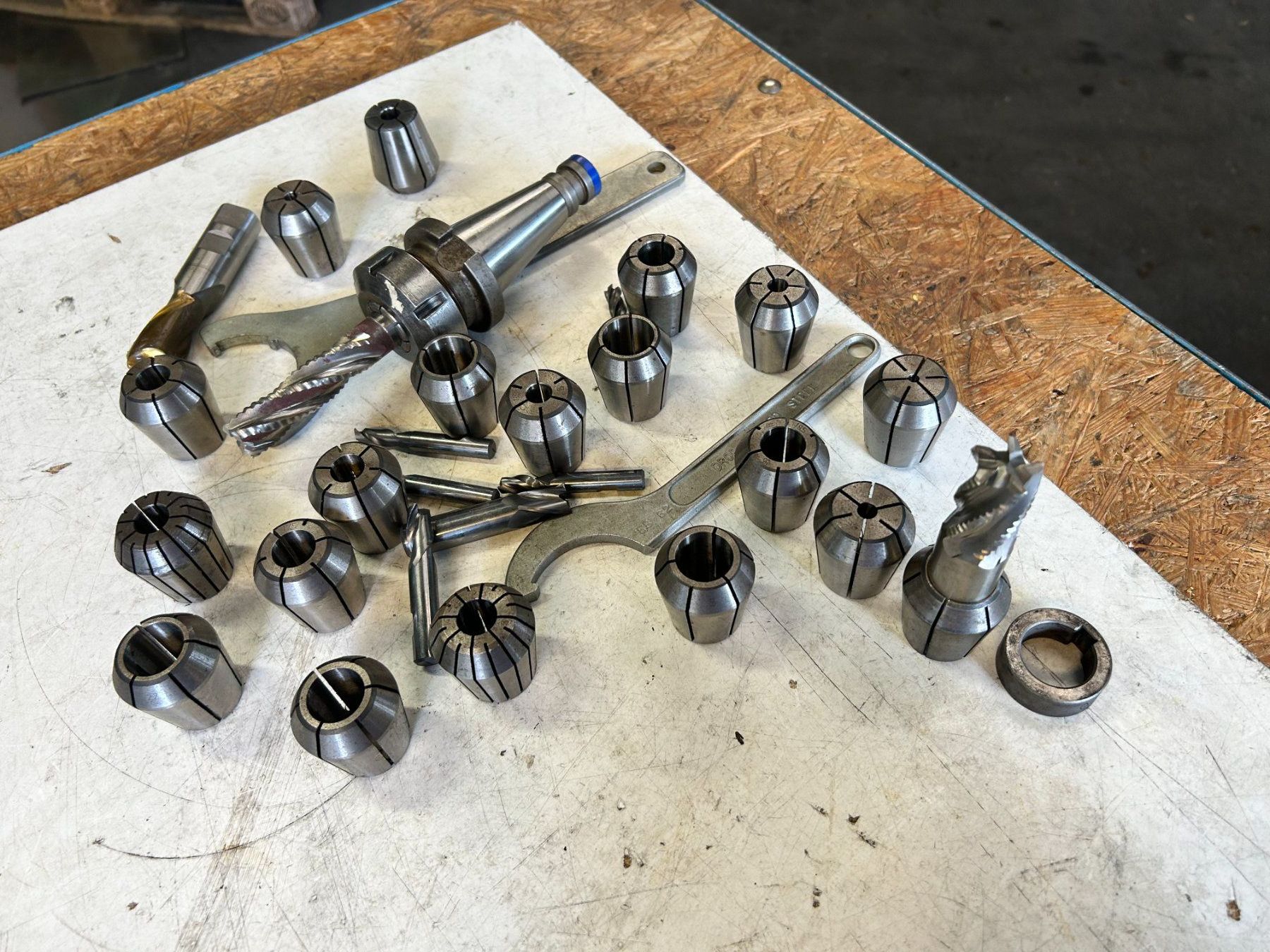 Tutte le macchine: ISO 40 Spannzangenhalter – Usato da Münchenstein venduto da fransch 1