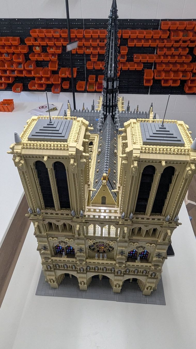 Kit di costruzioni: Notre Dame Stebricks Lego 150x110x60cm – Nuovo (secondo la descrizione) da Bönigen venduto da Twpin 5